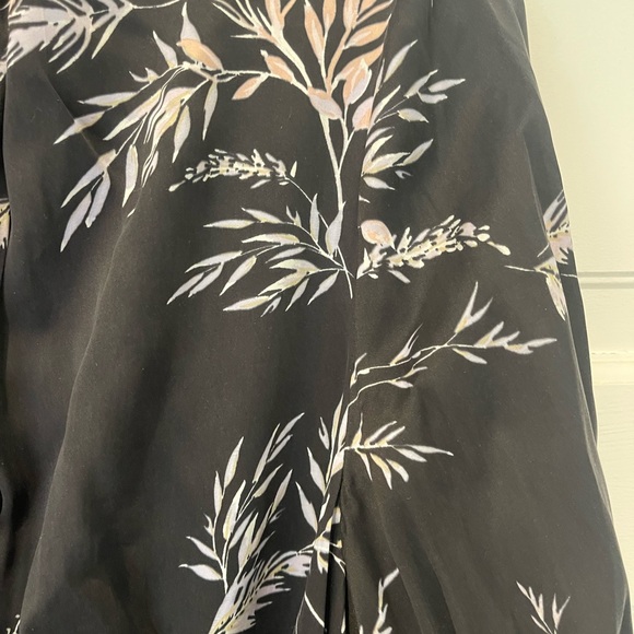 Equipment Silk Long Sleeve v neck Dress - Picture 4 of 11